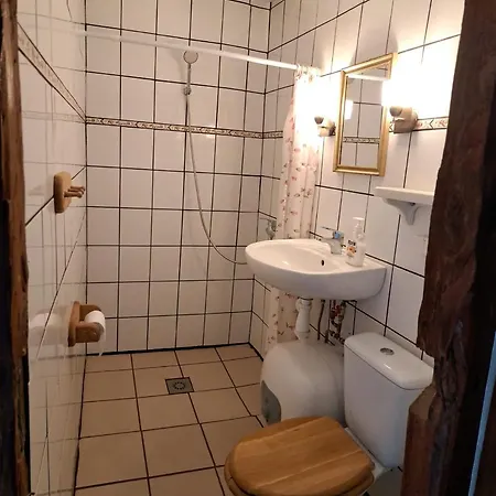 Κατάλυμα σε φάρμα Srodziemie Lorien *