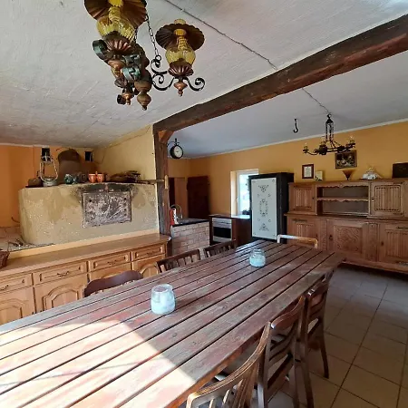 Κατάλυμα σε φάρμα Srodziemie Lorien Lesno